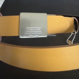 New Coach Women’s “Mustard” Color Leather Belt/ Brass Buckle Size S